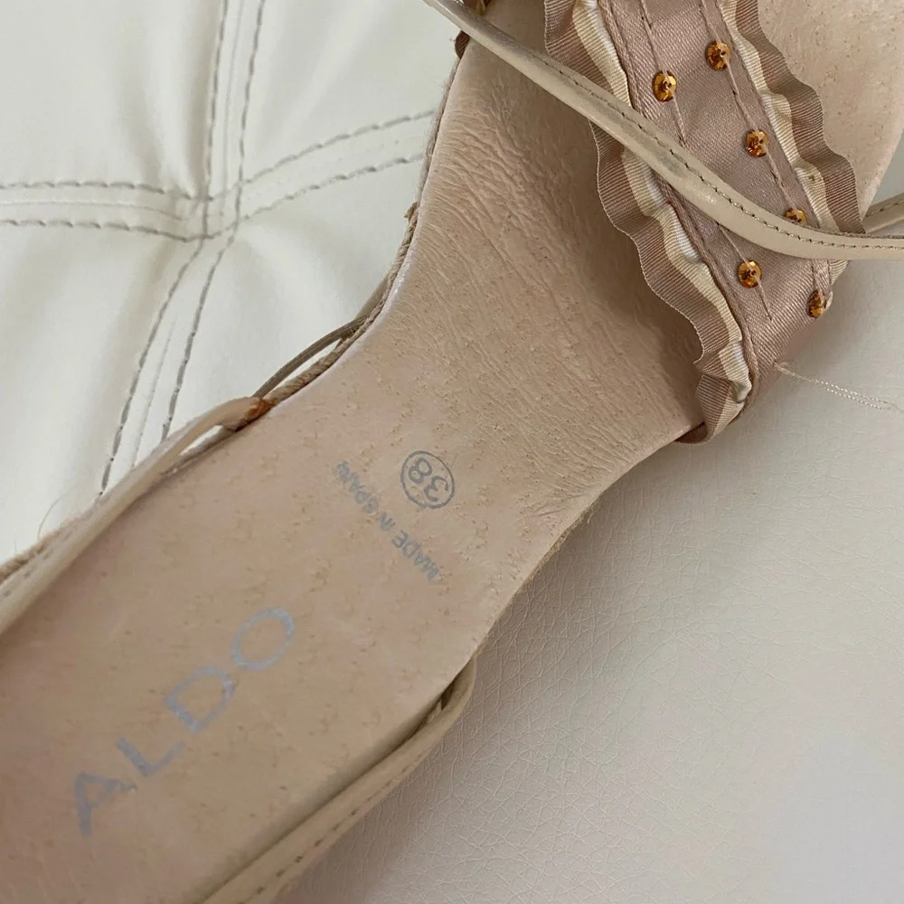 Aldo women’s wedges size 38